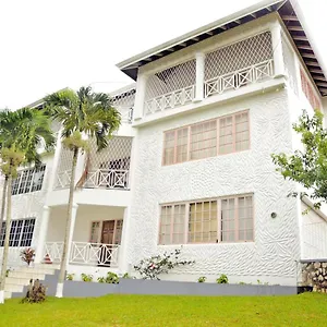 Suiteville In Homestay Mandeville